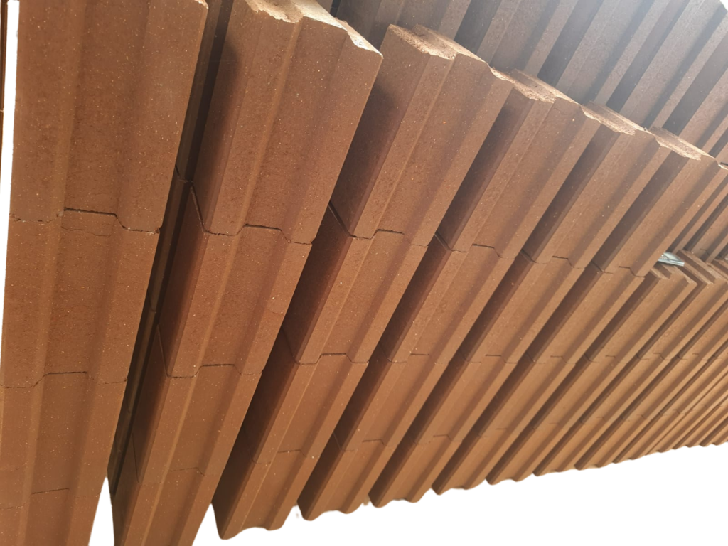 6 Mud Interlocking Bricks